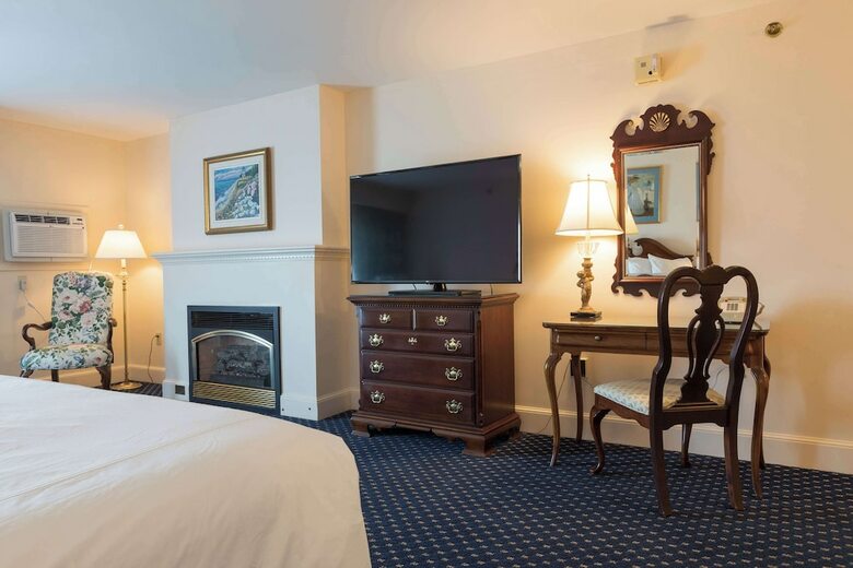 Hotel Bluenose Inn - Bar Harbor Collection