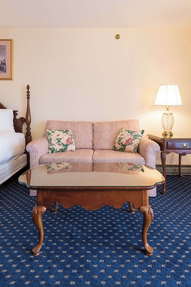 Hotel Bluenose Inn - Bar Harbor Collection