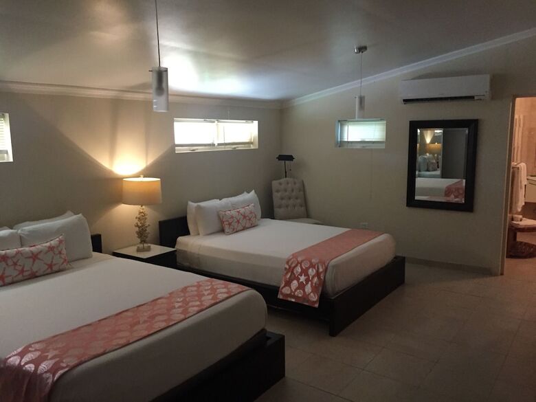 Vacation Rentals At Salitre