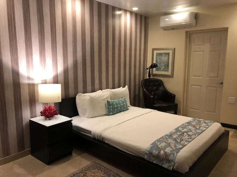Vacation Rentals At Salitre