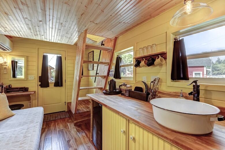 Tiny Digs - Hotel Of Tiny Houses