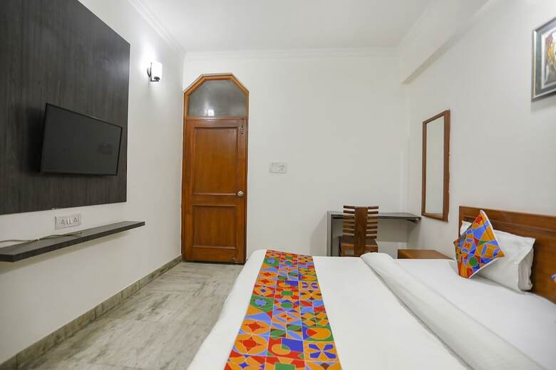 Hotel Fabexpress The Residency