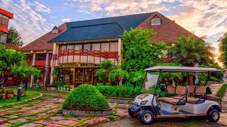 Hotel Shrigo Resort Pyramid Home Divine