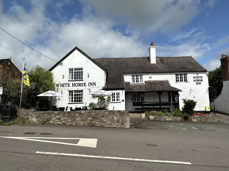 Bed & Breakfast The White Horse Inn