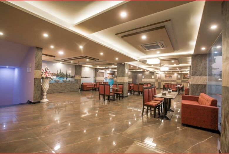 Hotel Amit House