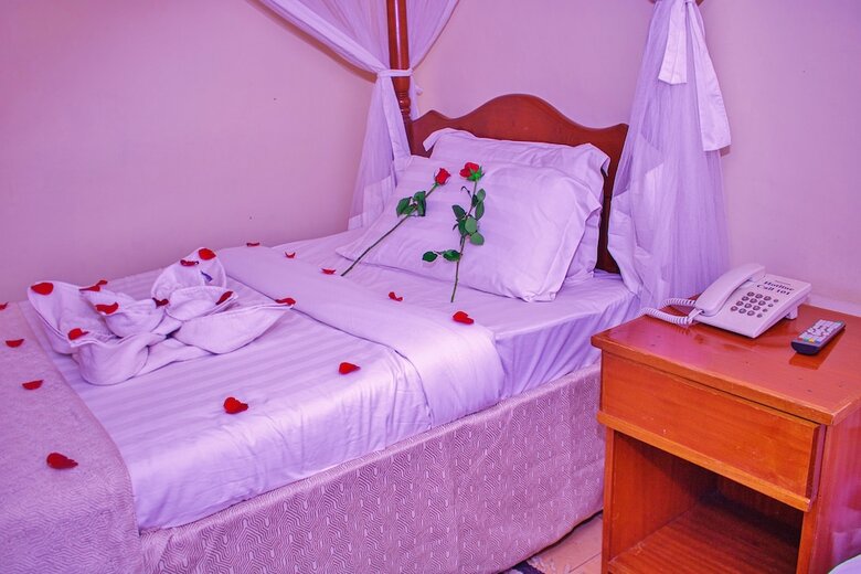 Tea Tot Hotel