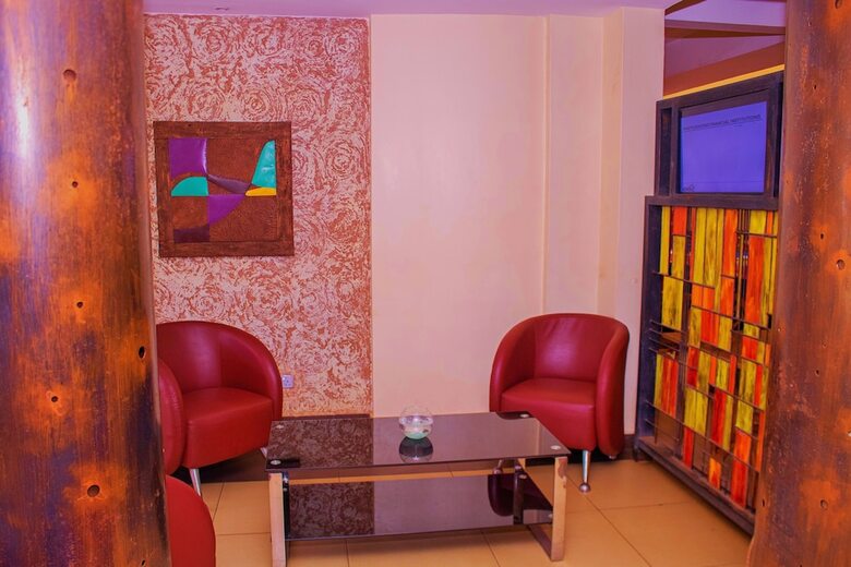 Tea Tot Hotel