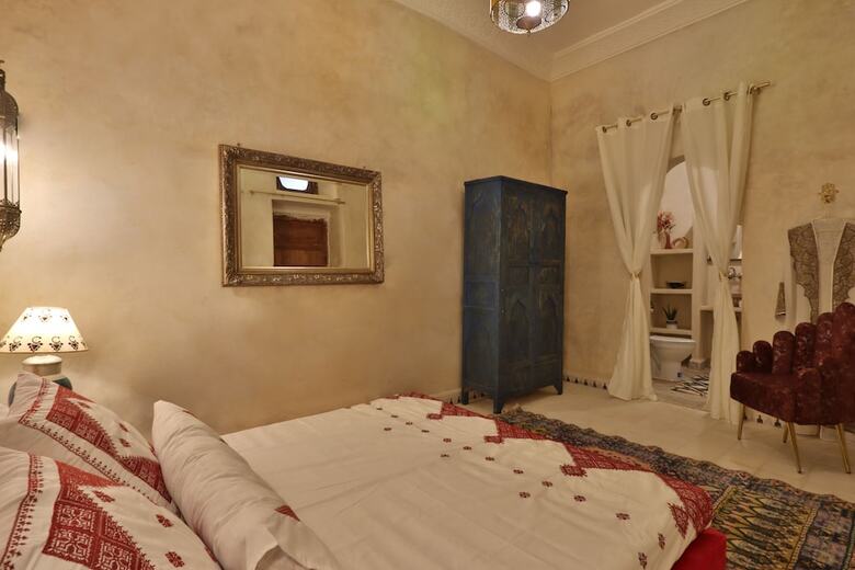 Riad La Fayette Bed & Breakfast