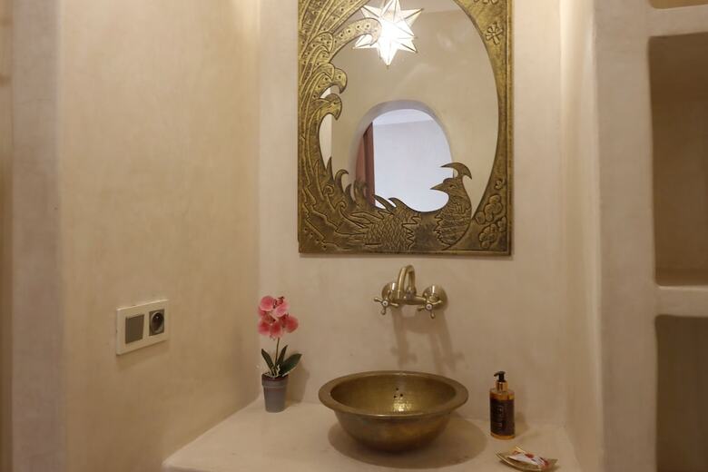 Riad La Fayette Bed & Breakfast