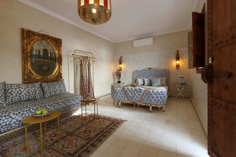 Riad La Fayette Bed & Breakfast