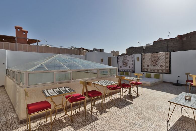 Riad La Fayette Bed & Breakfast