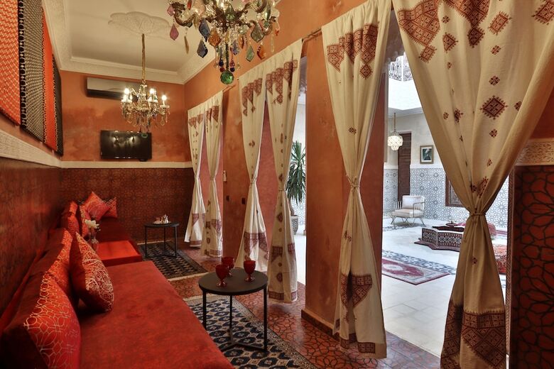 Riad La Fayette Bed & Breakfast