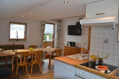 Hostal Haus Alpenruh