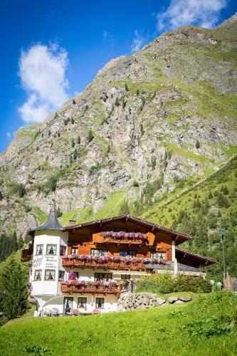 Hostal Almhof-reithof Pitztal