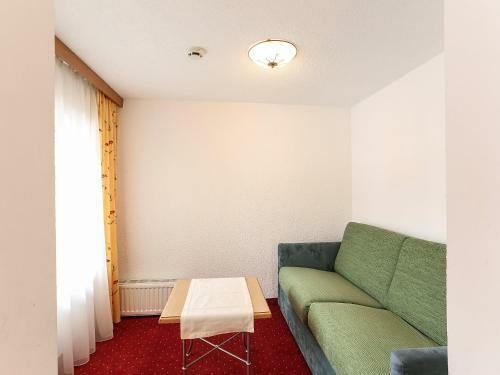 Apartment Sankt Leonhard Im Pitztal 1