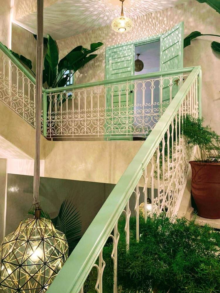 Riad With Outdoor Swimming Pools