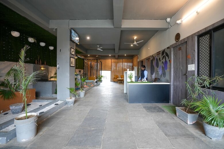 Hotel Antra Stay By Ashoka Group