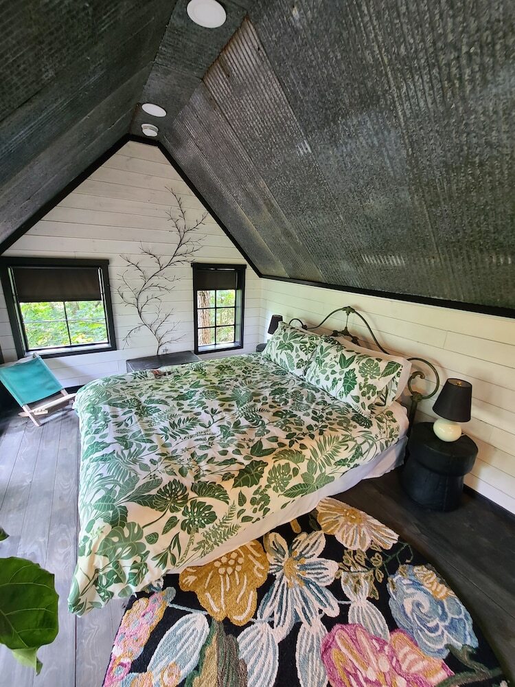 The Treetop Hideaways At Ruby Falls