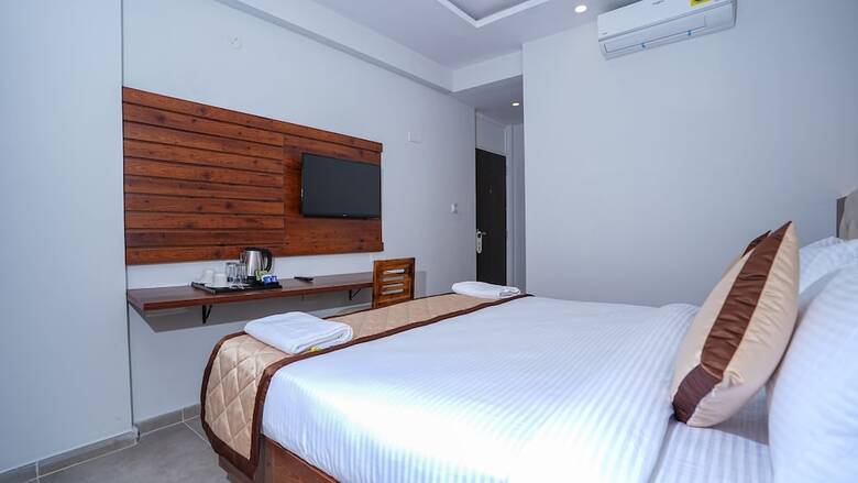 La Serene Business Hotel - Manyata Tech Park