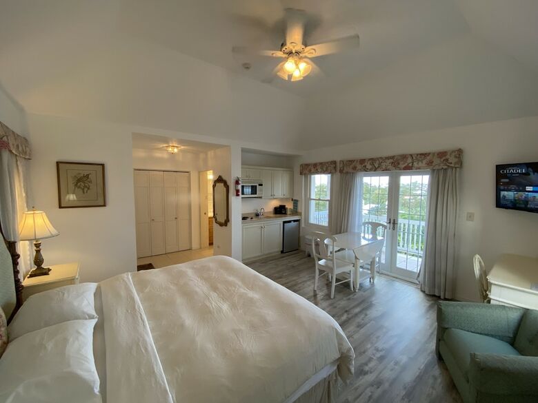 Edgehill Manor Guest House