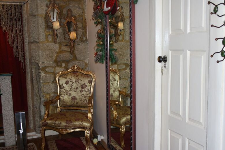 Residencia Pedra Antiga