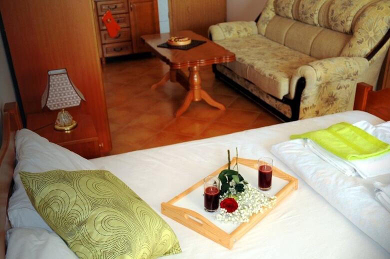 Aparthotel Apartments De Lara