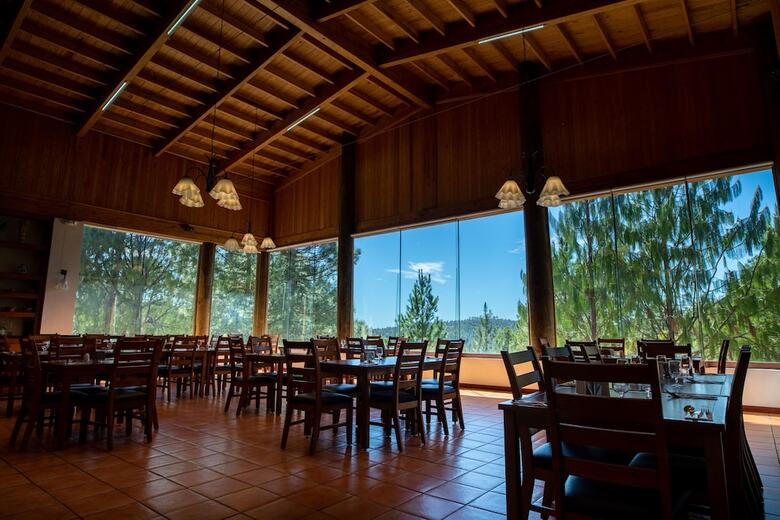 Hotel Molinillos Mountain Resort