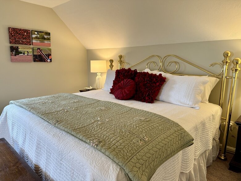 3 Waves Bed & Breakfast