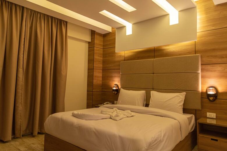Nine Pyramids View Hotel