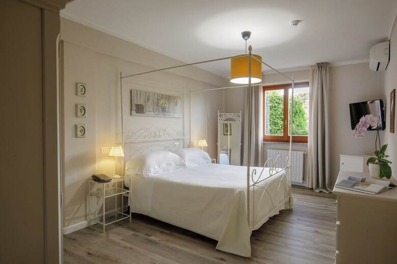 Valle Del Buttero Hotel Residence
