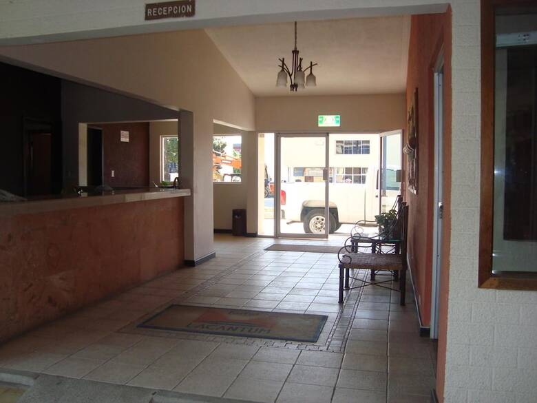 Hotel Lacantum