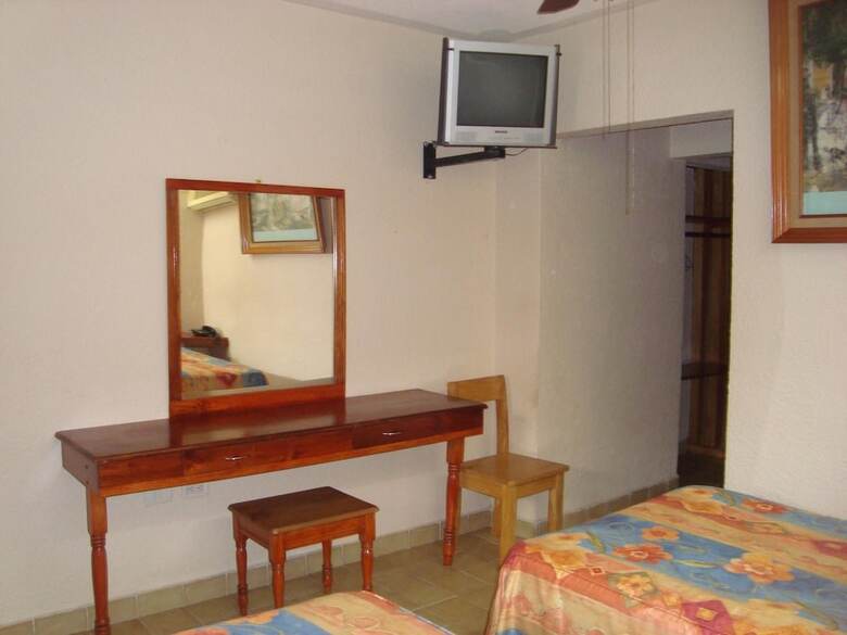 Hotel Lacantum