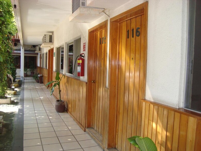 Hotel Lacantum