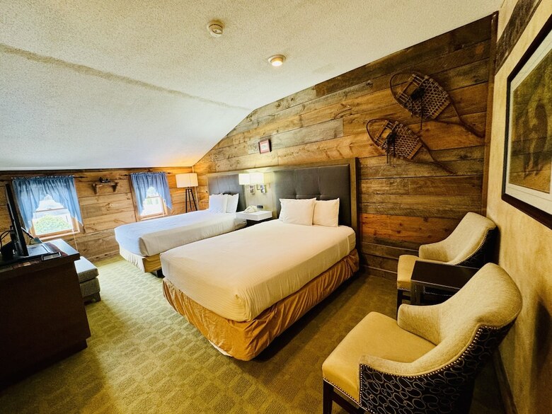 Hotel Merrill Farm Inn