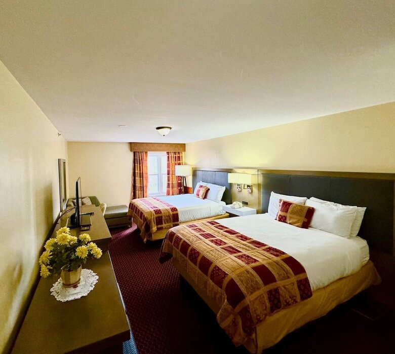 Hotel Merrill Farm Inn