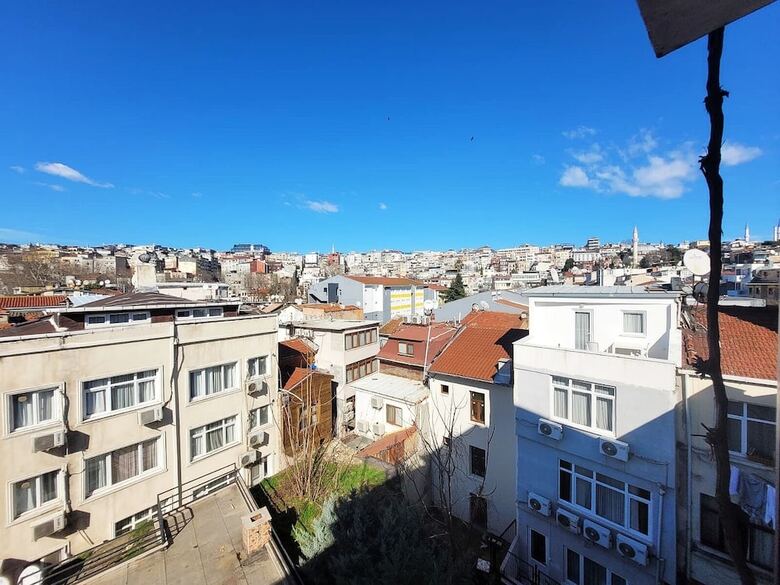 Saruhan Hotel