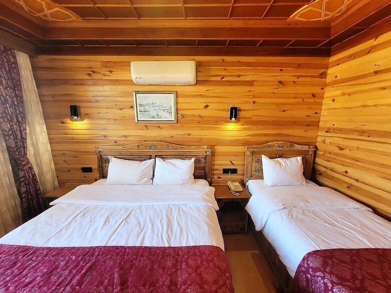 Saruhan Hotel