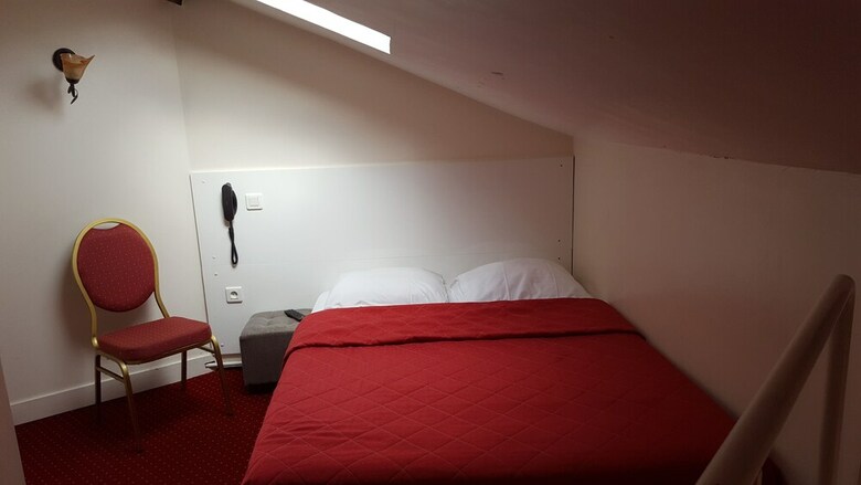 Hotel H�tel Media