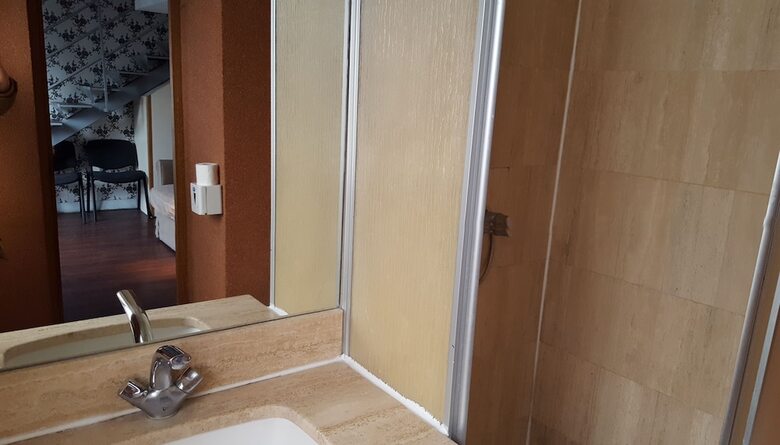 Hotel H�tel Media