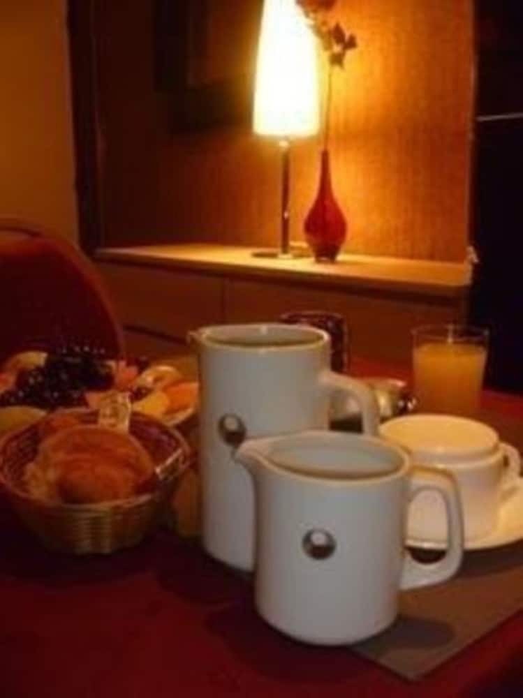 Hotel H�tel Media