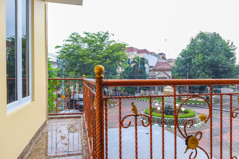 Hotel Oyo 2741 Kr Bulan