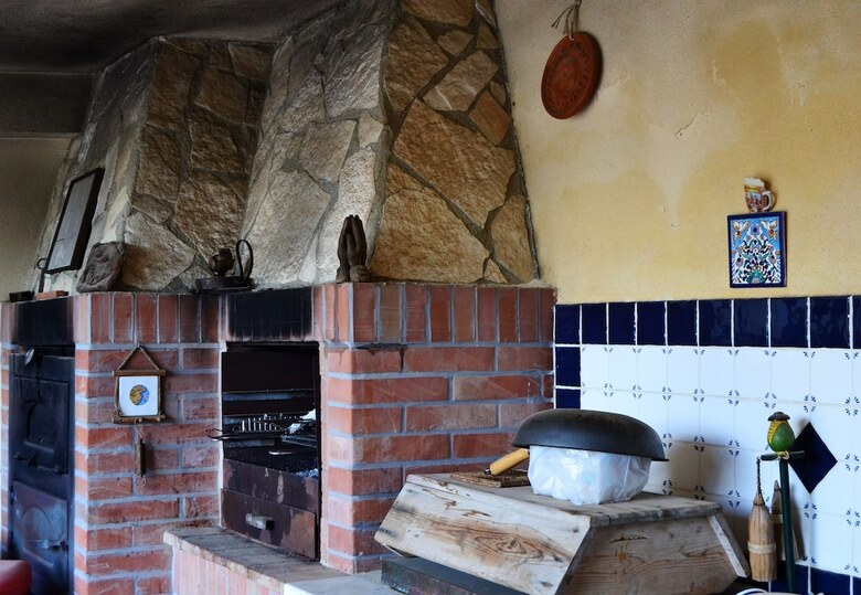 Bed & Breakfast B B S Elia Villa Surrounded By Greenery Inside The Historic Dubini Park