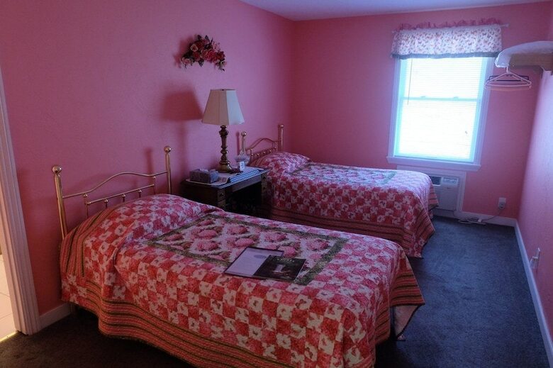 Seams Like Home B&B