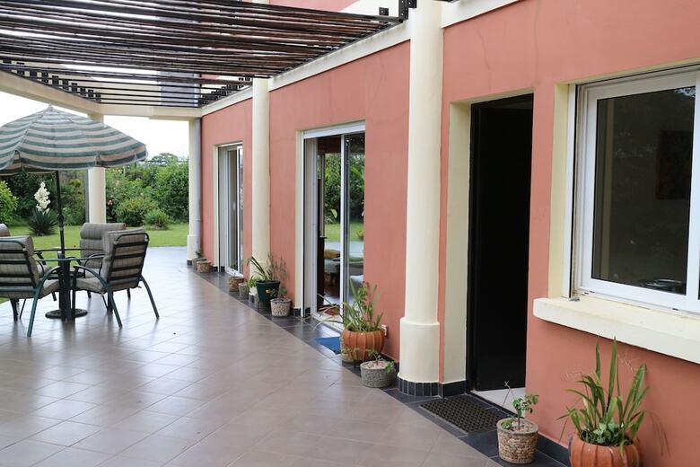 Bed & Breakfast Chambres De L'�le Rouge
