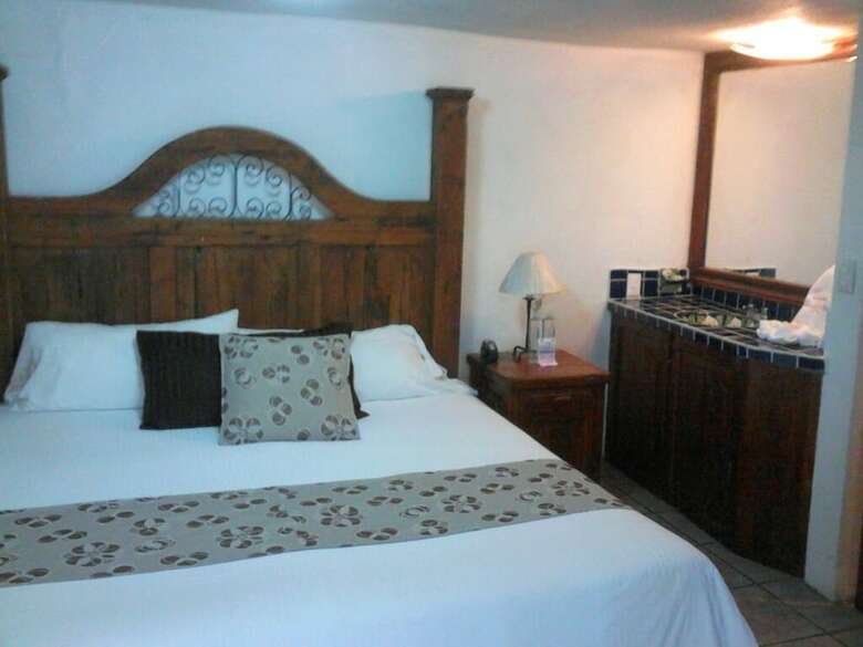 Hotel Caba�as Revi Inn