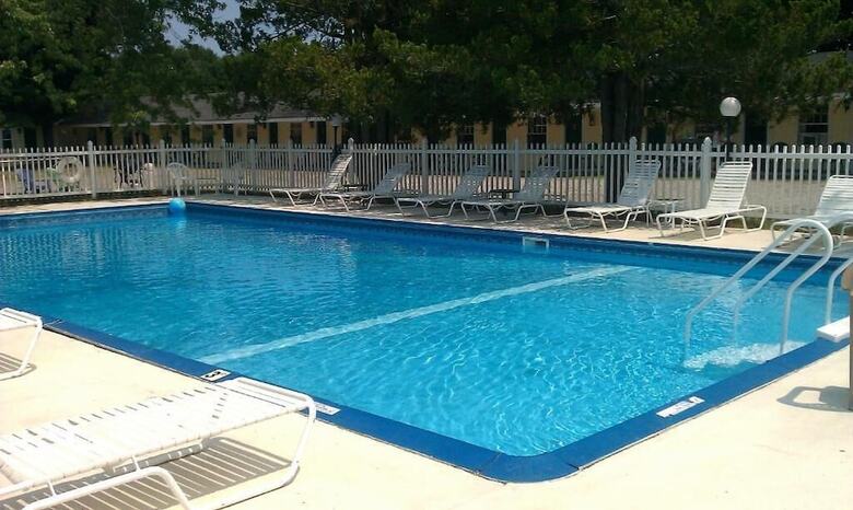 Tallwood Motel Wells