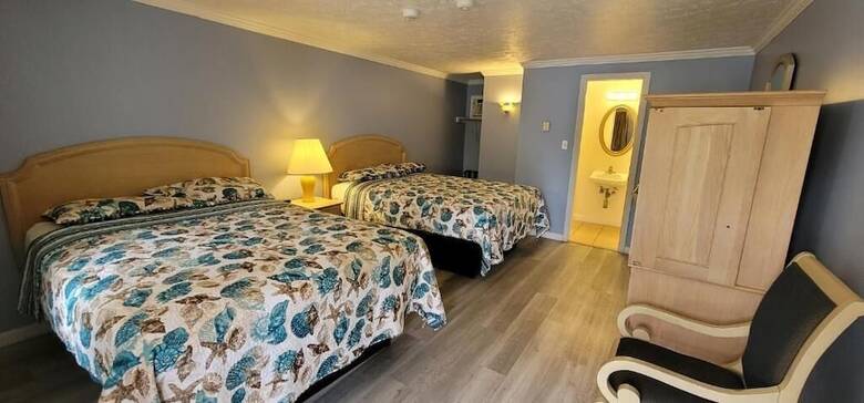 Tallwood Motel Wells