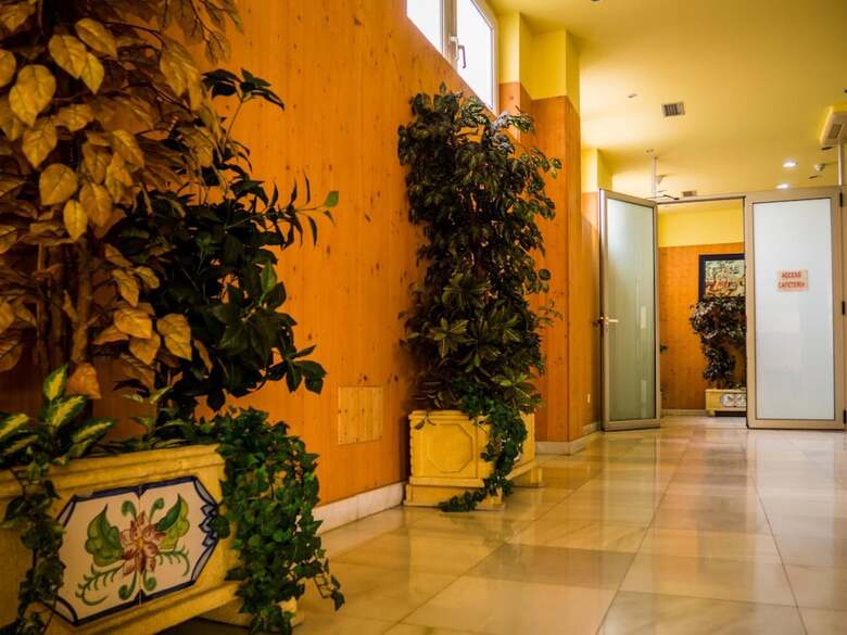 Hotel Bezana Lago