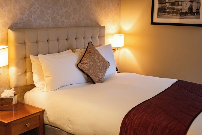 Red Lion Hotel, Hillingdon