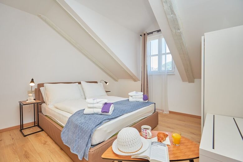 Boutique Villa Root
